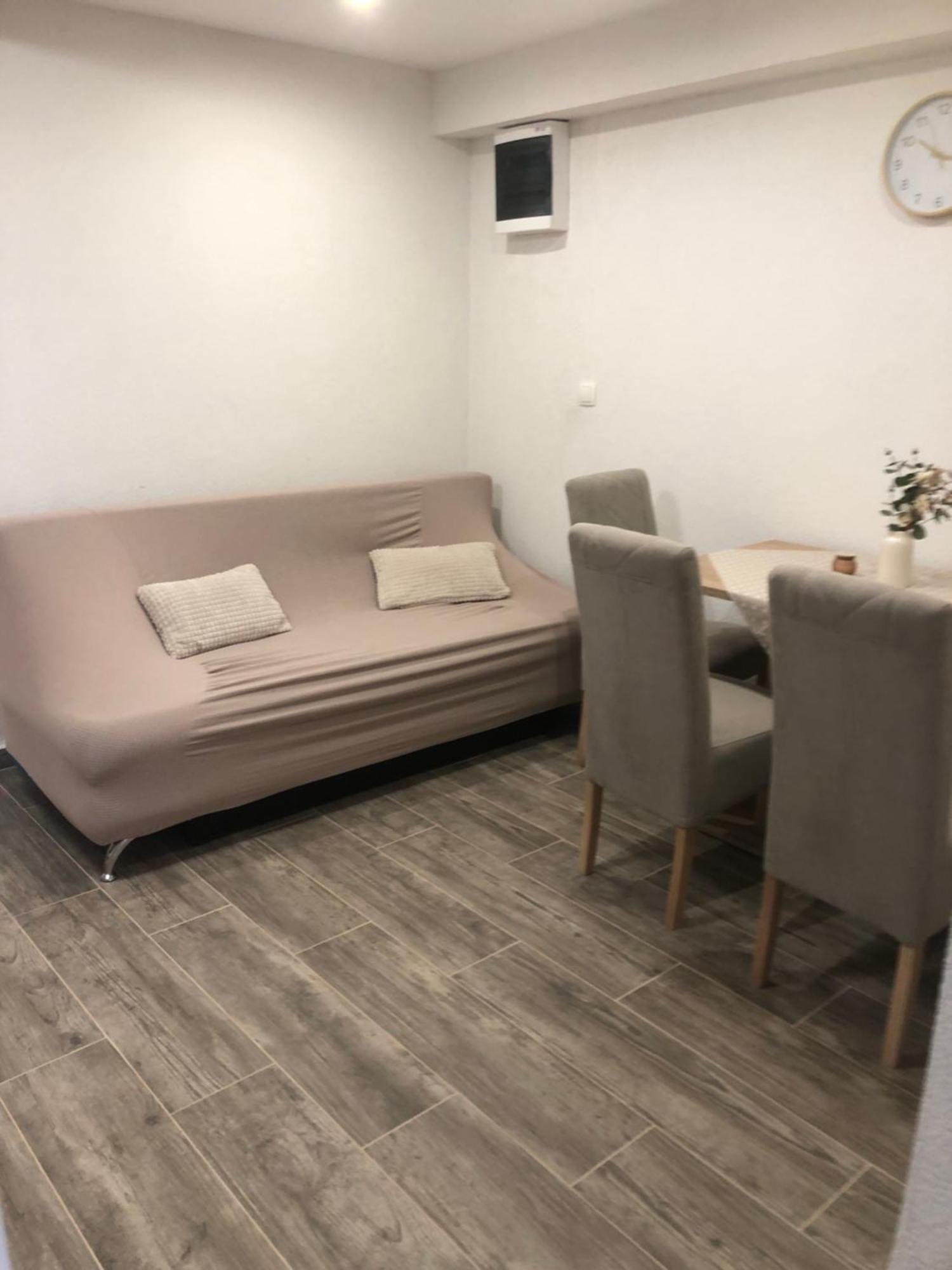 Apartman Blue Moon Split- Free Parking Eksteriør billede