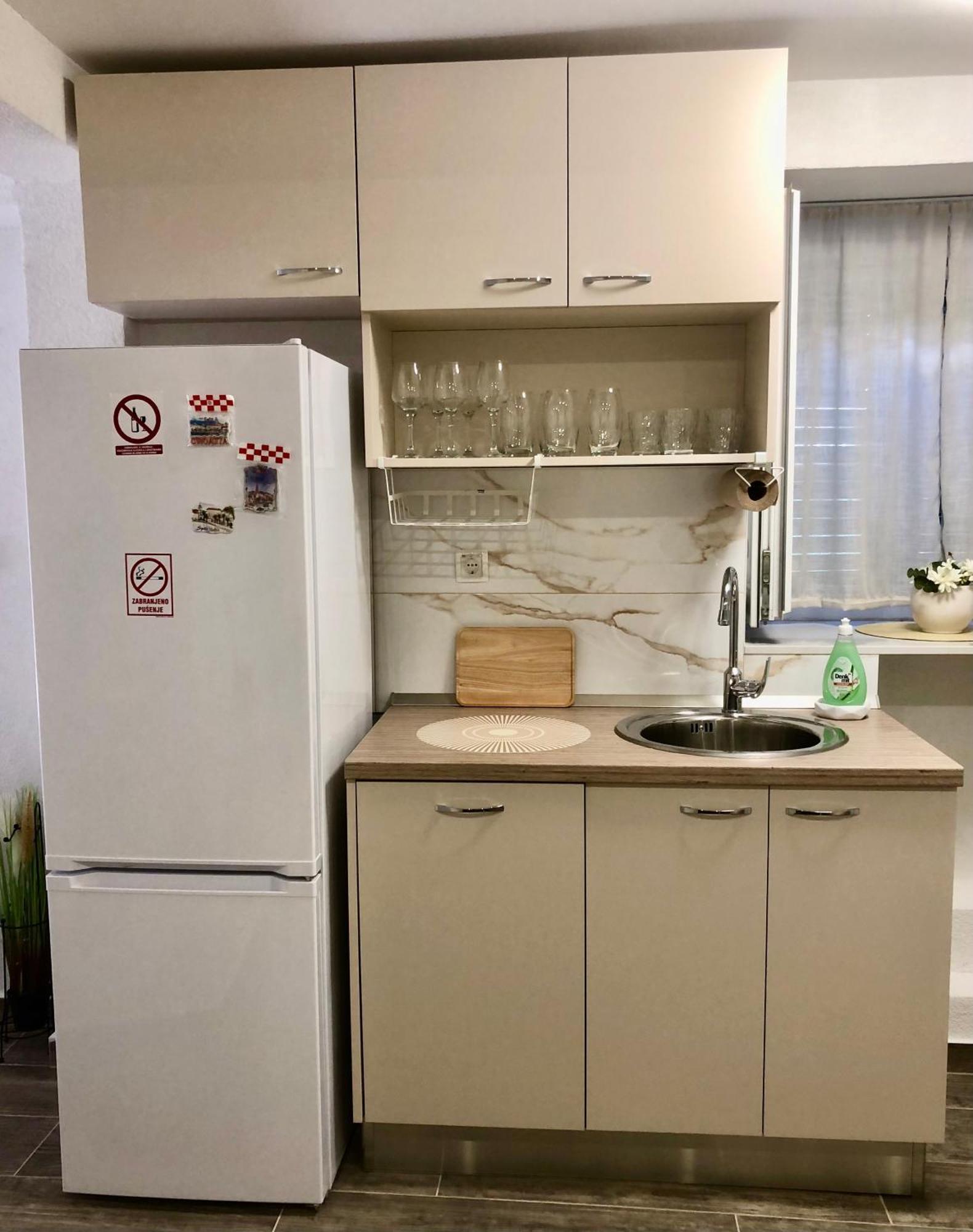 Apartman Blue Moon Split- Free Parking Eksteriør billede