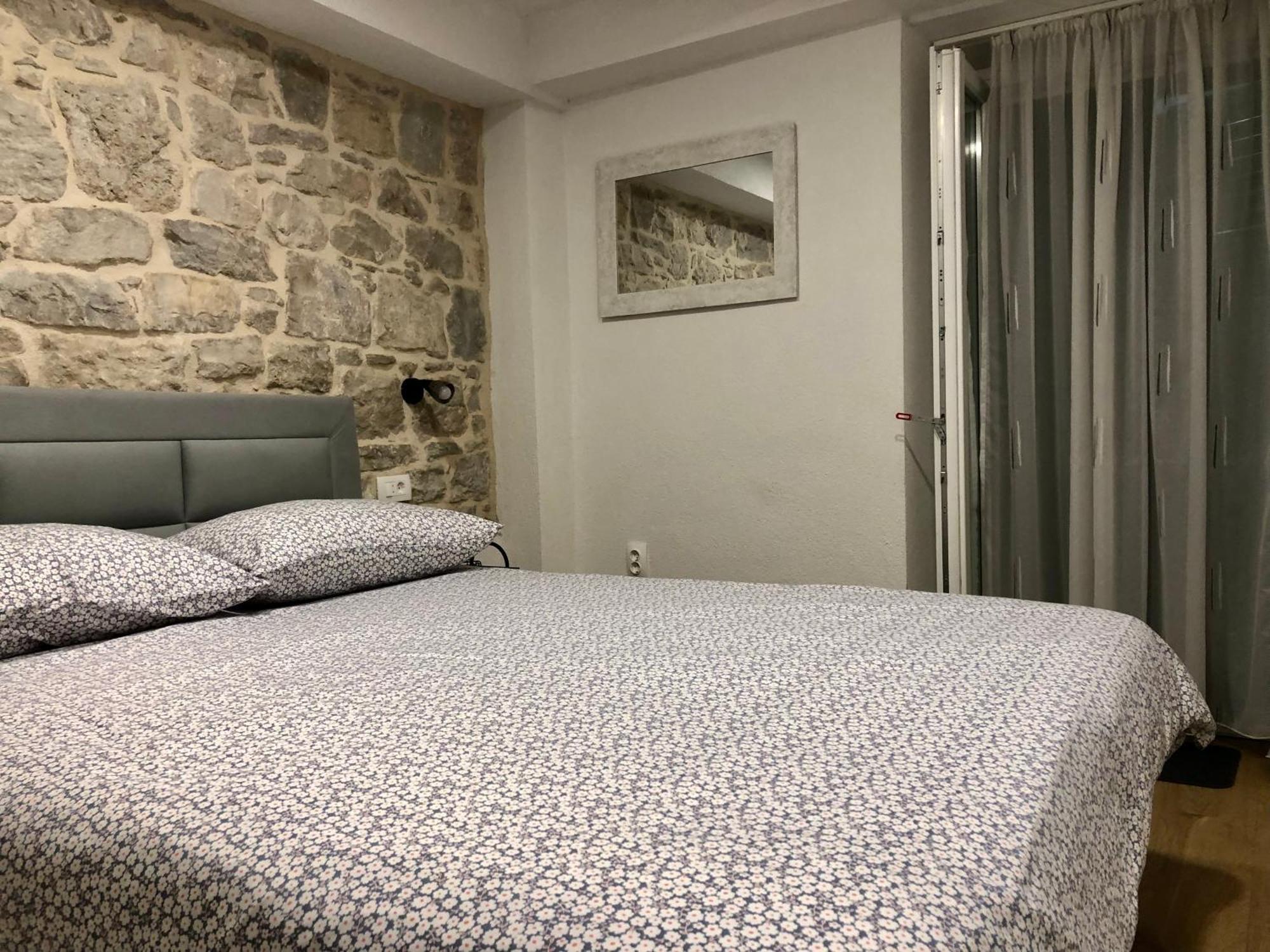Apartman Blue Moon Split- Free Parking Eksteriør billede
